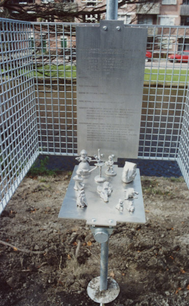 Leiden Commission - Oranje, Blanje, Bleu by Andries Botha